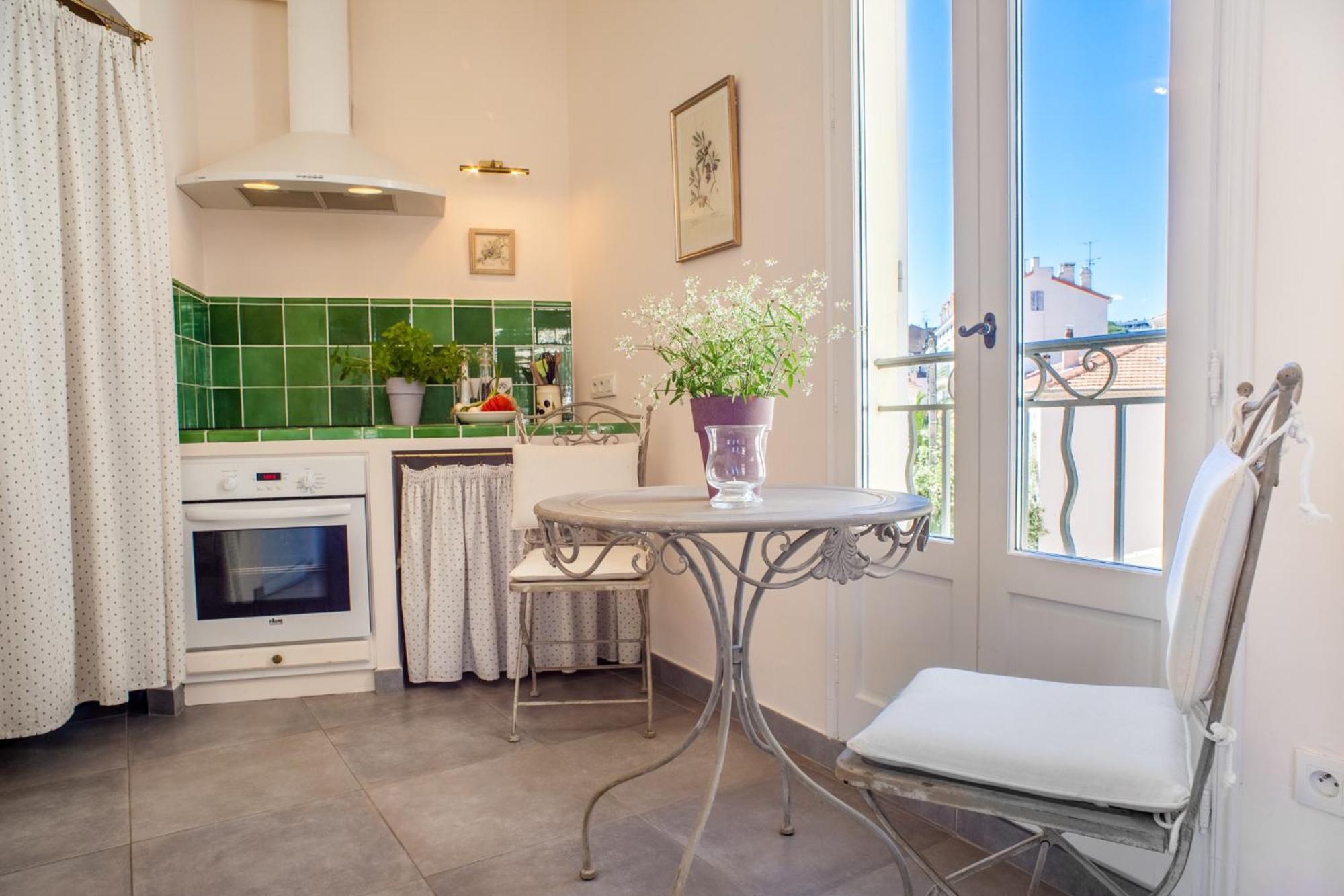 Charming Located In The Petit Juas - 500 M Palais Des Festivals Apartment